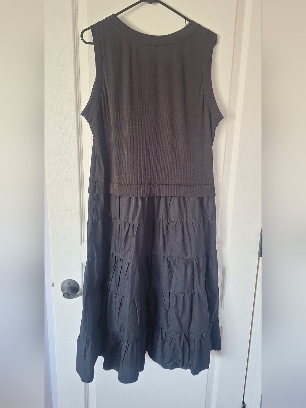 Nicole Miller Black Sleeveless Tiered Midi Dress - Picture 4 of 4